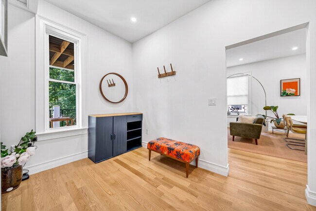 Building Photo - 57 Grampian Way