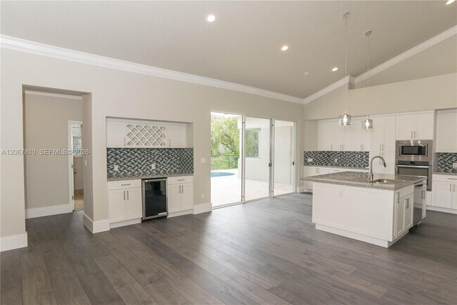 Building Photo - 3799 Lancewood Dr