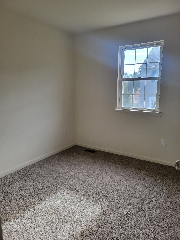 Building Photo - 1112 Fredrick Blvd