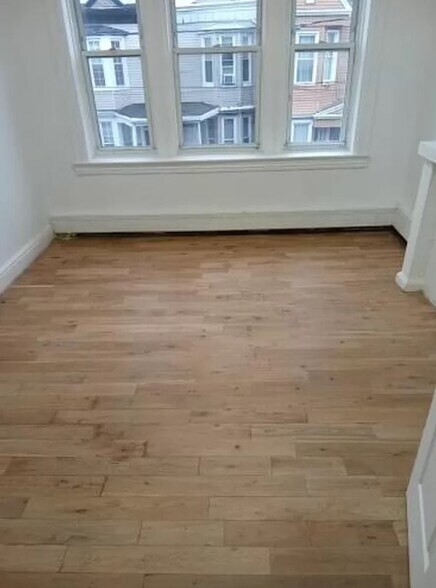 10 Reed St 2L - 7 Reed St
