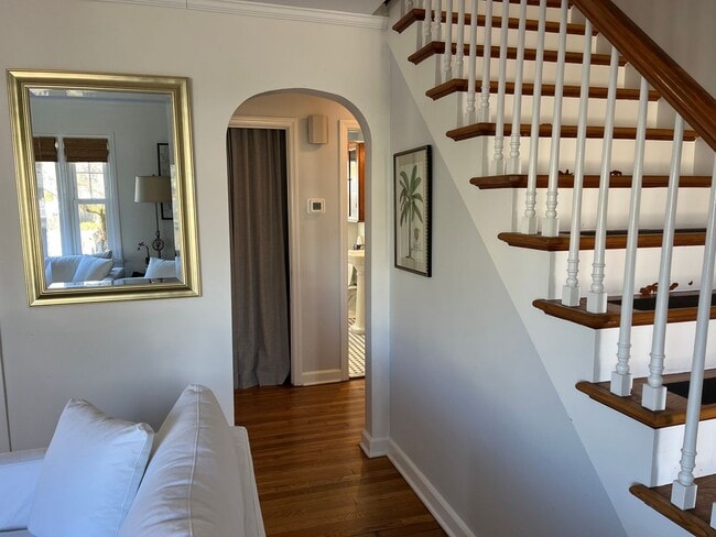 Building Photo - 3 Bedroom 2 Bath House Near Southport