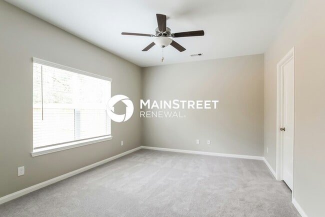 Building Photo - 5 Bedroom Pet-Friendly Home in Magnolia, TX with Main Street Renewal