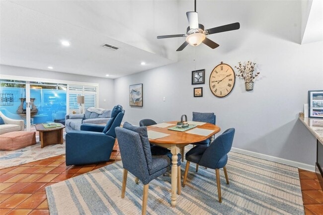 Building Photo - 2979 W Knights Ave