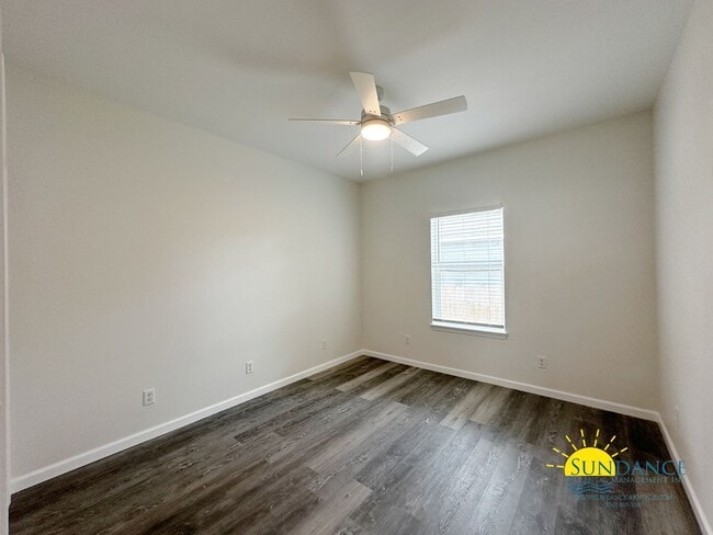 Building Photo - NEW 2-Bedroom Home in Fort Walton Beach ne...