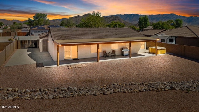 Primary Photo - 22601 Weaver Valley Dr