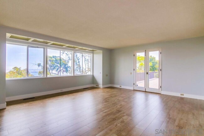 Building Photo - 631 San Gorgonio St