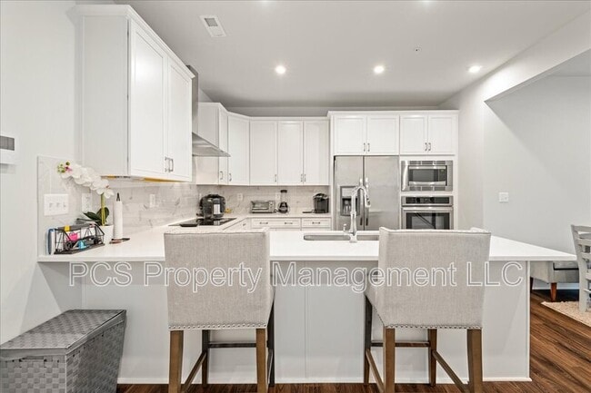 Building Photo - 2677 St Elias Dr