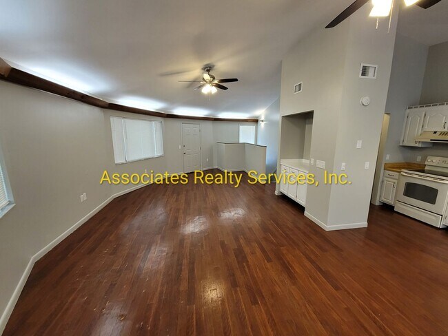 Building Photo - 9281 SW 109th Run
