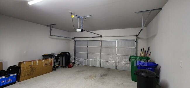 Building Photo - 7124 Timberland Trl