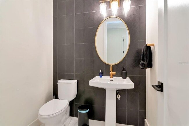 Building Photo - 4111 W Swann Ave