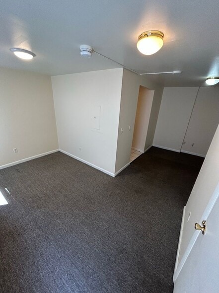 Building Photo - 72 Hyde St