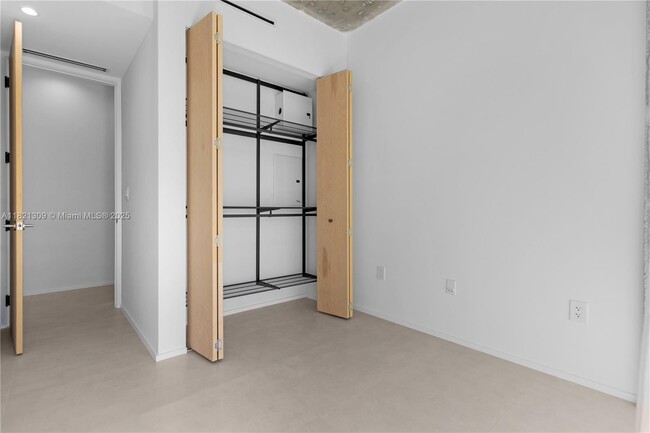 Building Photo - 4430 W Flagler St