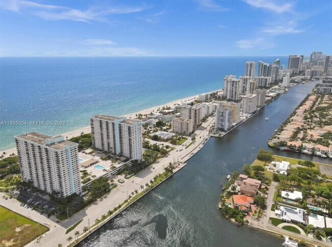 Building Photo - 1201 S Ocean Dr