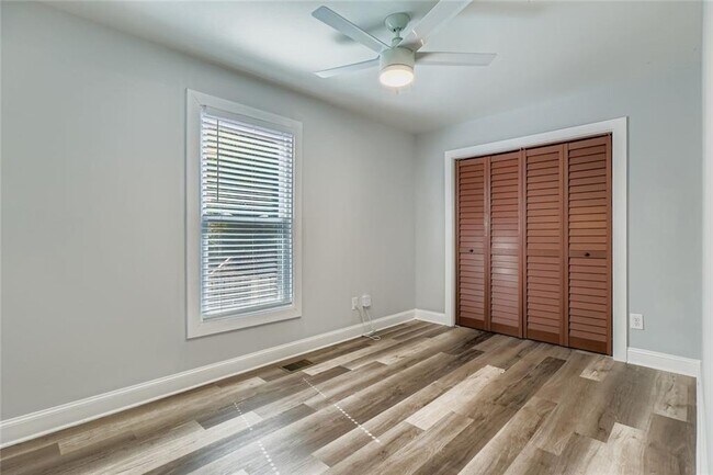 Building Photo - 677 Ira St SW