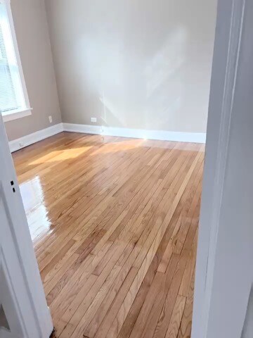 Building Photo - 2650-2652 E 74th St