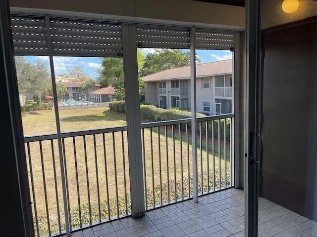 Building Photo - 8850 Royal Palm Blvd