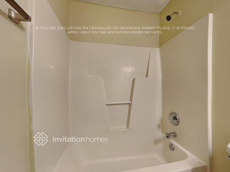 Building Photo - 14807 Jerpoint Abby Dr