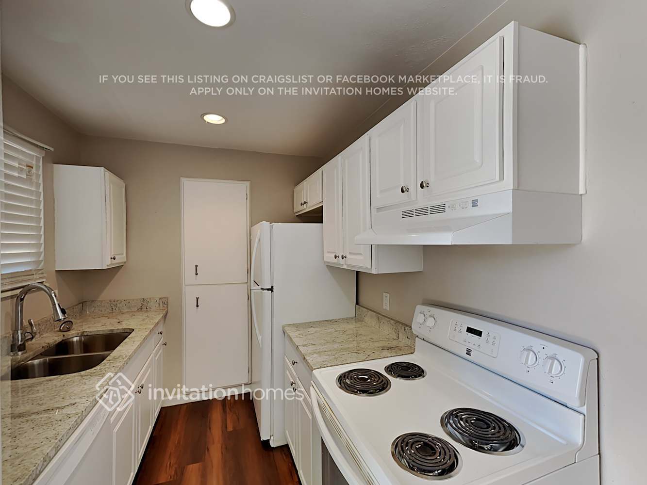 Building Photo - 9701 W 104th Dr