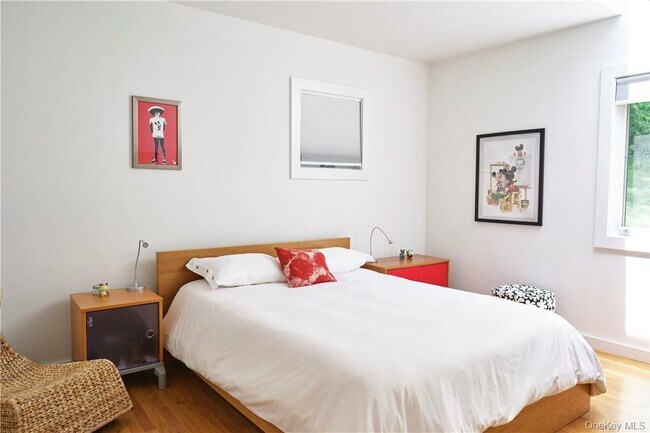 Building Photo - 194 Pleasant Ridge Rd