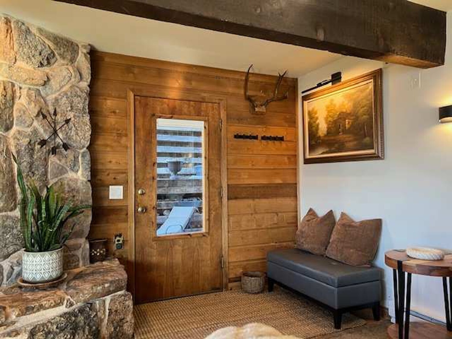 Building Photo - 976 Medicine Bow Rd