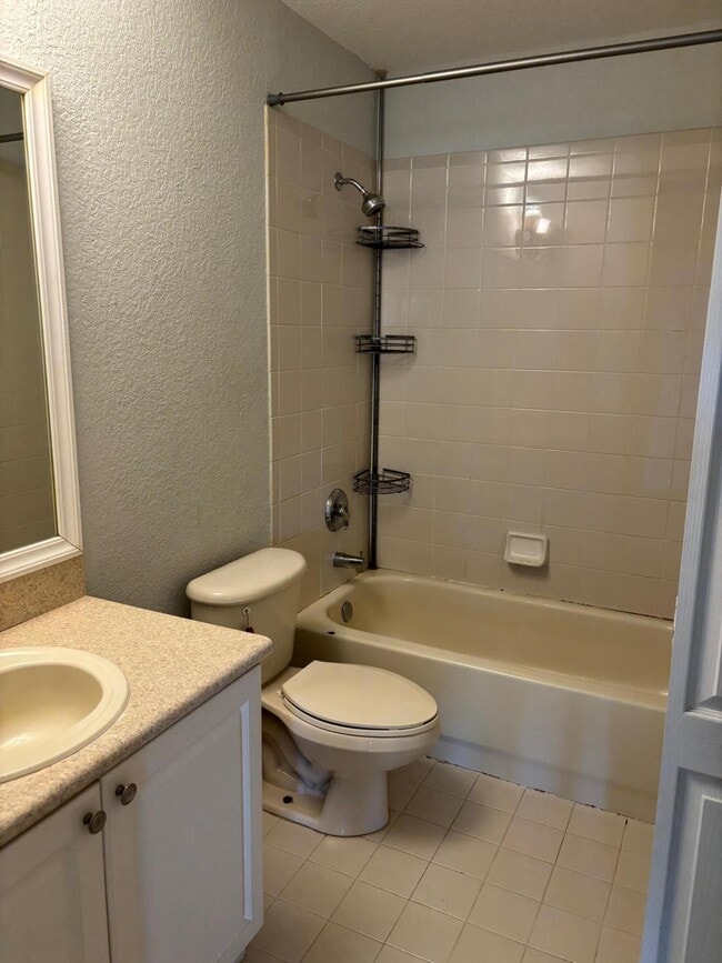 Building Photo - 1118 Shoma Dr