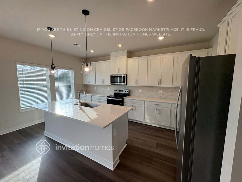 Building Photo - 1318 Bluffton Cir