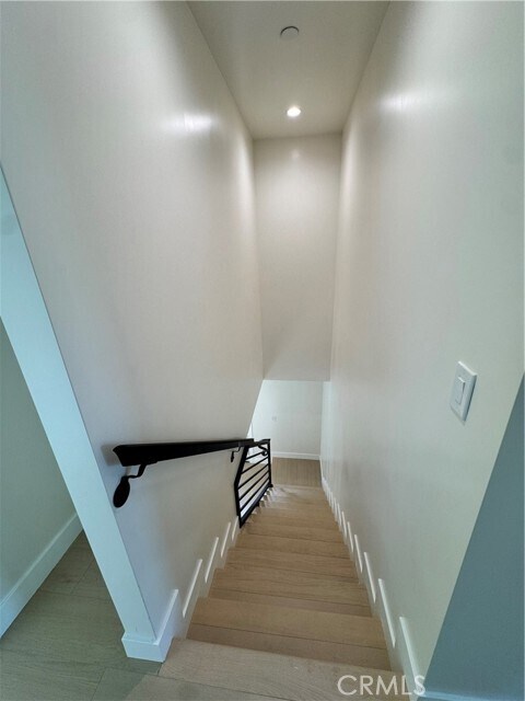 Building Photo - 8109 Cole St