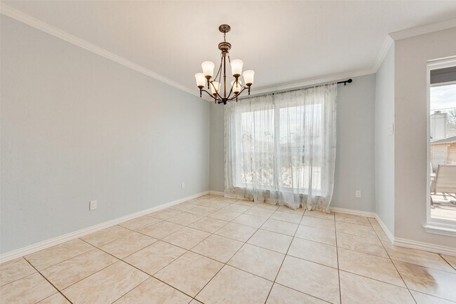 Building Photo - 6902 Kara Pl