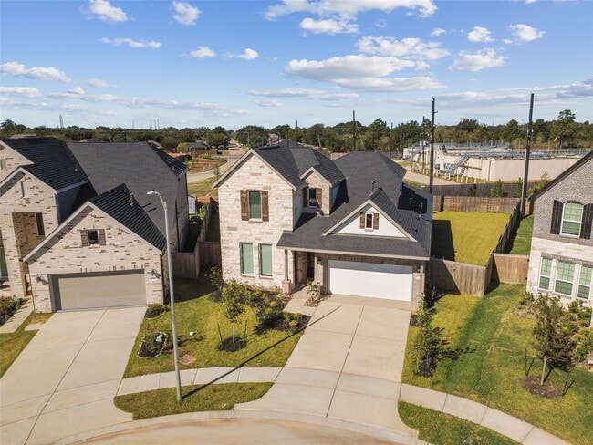 Building Photo - 17754 Pansy Heron Trl