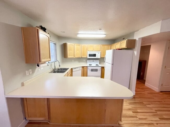 Building Photo - 2123 Morning Star Dr