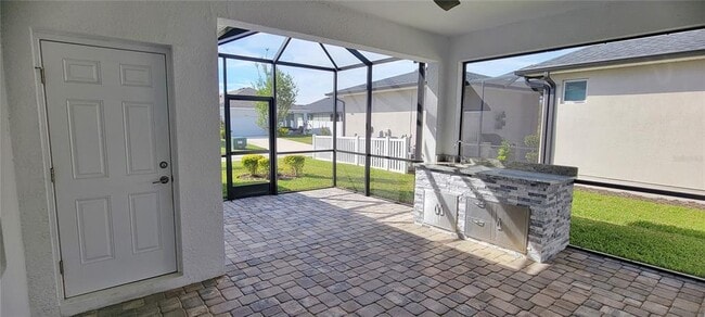 Building Photo - 28564 Sweet Persimmon Dr