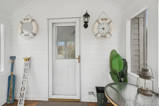 Building Photo - 424 4th St