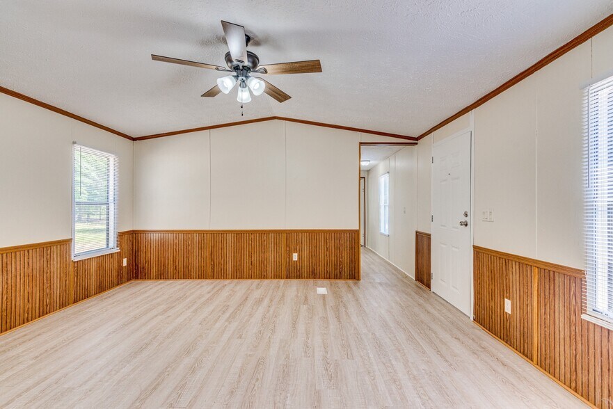 Building Photo - 3905 Byrd Rd