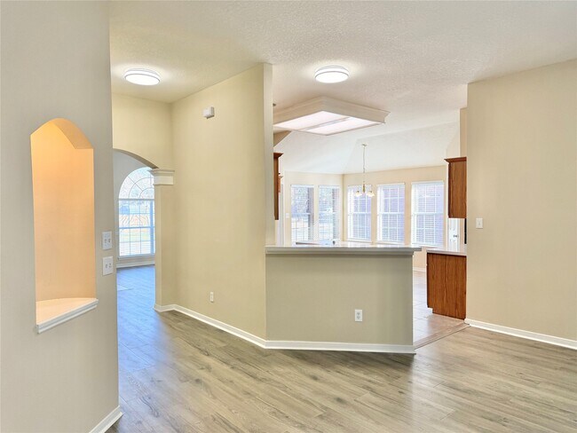 Building Photo - 25335 Rayford Crest Dr