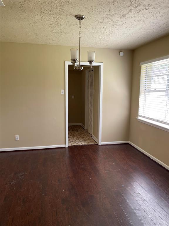 Building Photo - 10306 Twin Hills Ct