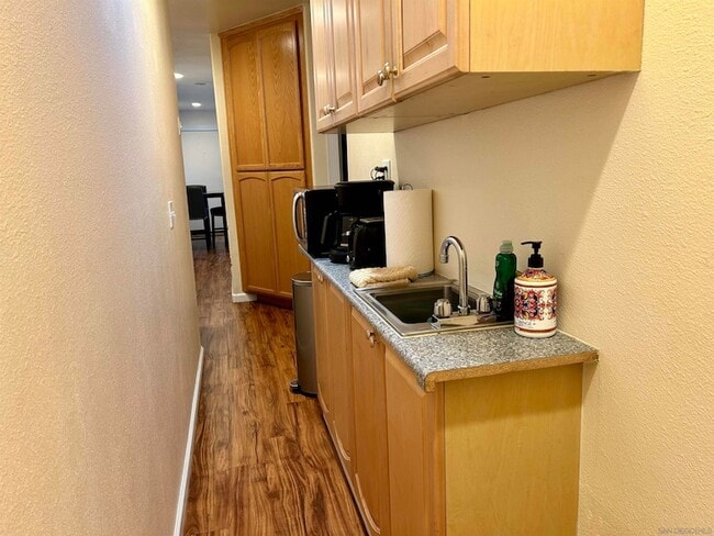 Building Photo - 4435 Summer Dr
