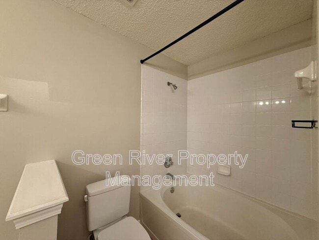 Building Photo - 4139 Savannah Glen Blvd