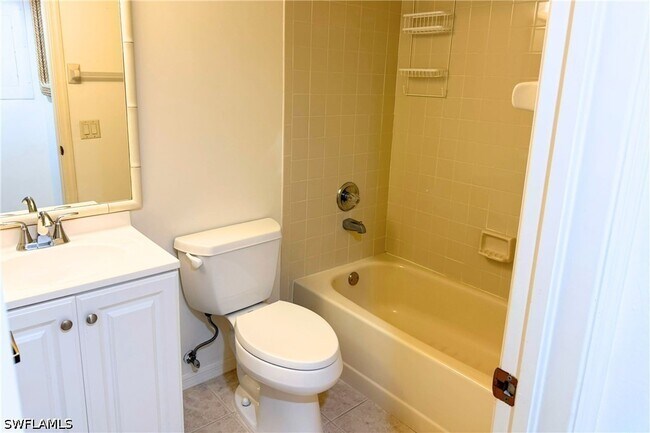 Building Photo - 7360 St Ives Way