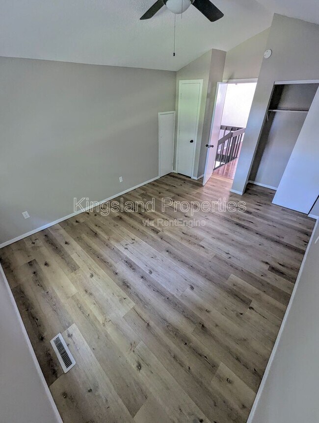 Building Photo - 2217 Wendy Way Dr