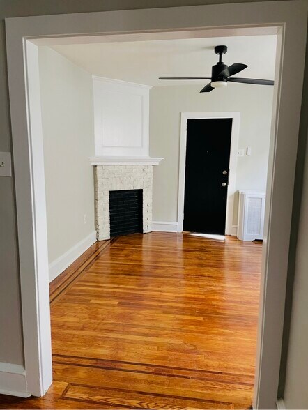 Building Photo - 209 Berbro Ave