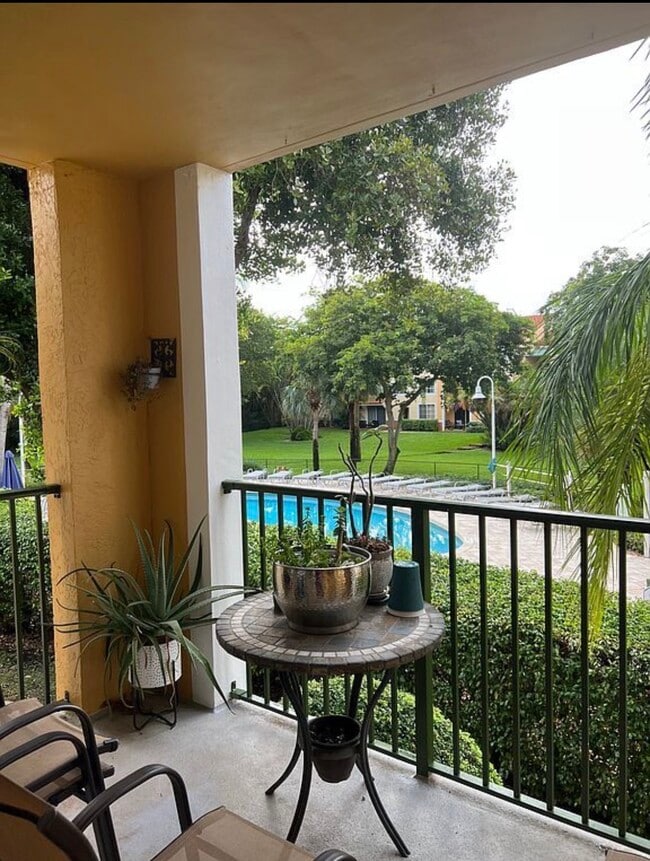 Building Photo - 103 Yacht Club Way