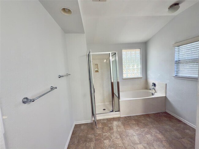 Building Photo - 10317 Laredo Dr