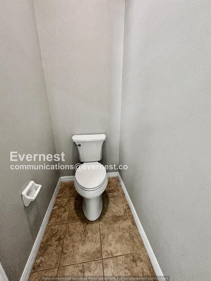 Building Photo - 11602 Warren Oaks Pl