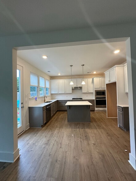 Building Photo - 1539 Homecoming Blvd