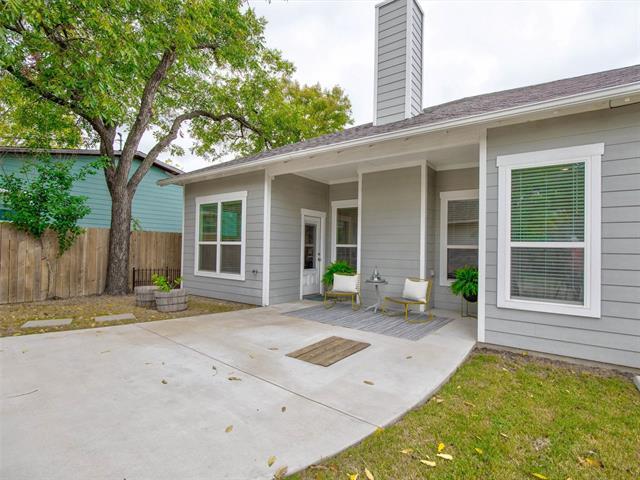 Building Photo - 2700 Gladstone Dr