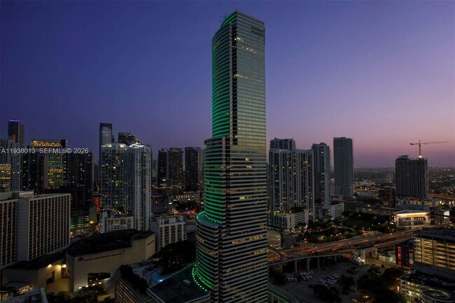 Building Photo - 151 SE 1st St