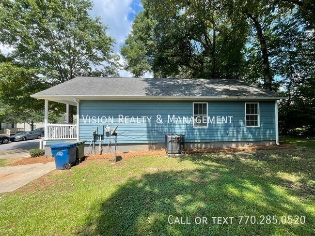 Building Photo - 1040 Thomasville Estates Dr SE