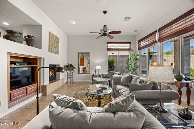 Building Photo - 13033 N 145th Way