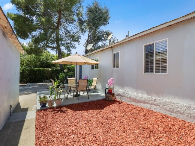 Building Photo - 3801 Legion Ln