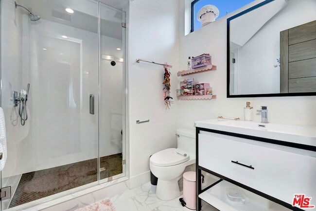 Building Photo - 4203 Saugus Ave